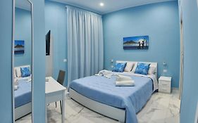 B&B Dint 'o core e Napule